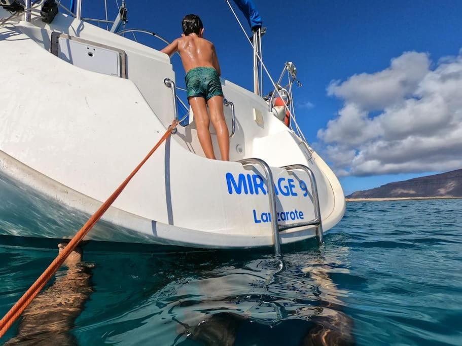 Magnifico Barco En La Graciosa Hotel กาเลตา เด เซโบ ภายนอก รูปภาพ