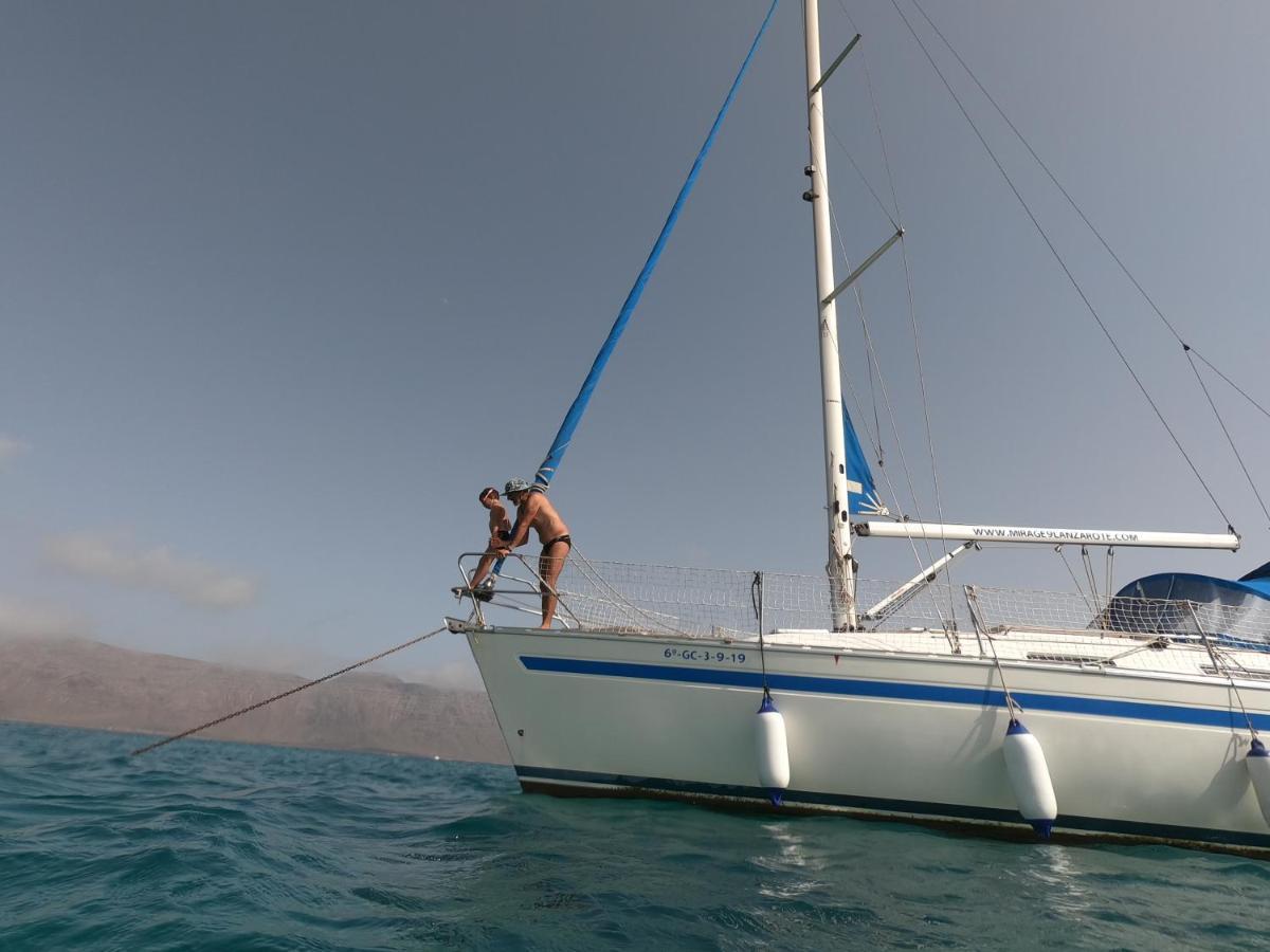 Magnifico Barco En La Graciosa Hotel กาเลตา เด เซโบ ภายนอก รูปภาพ