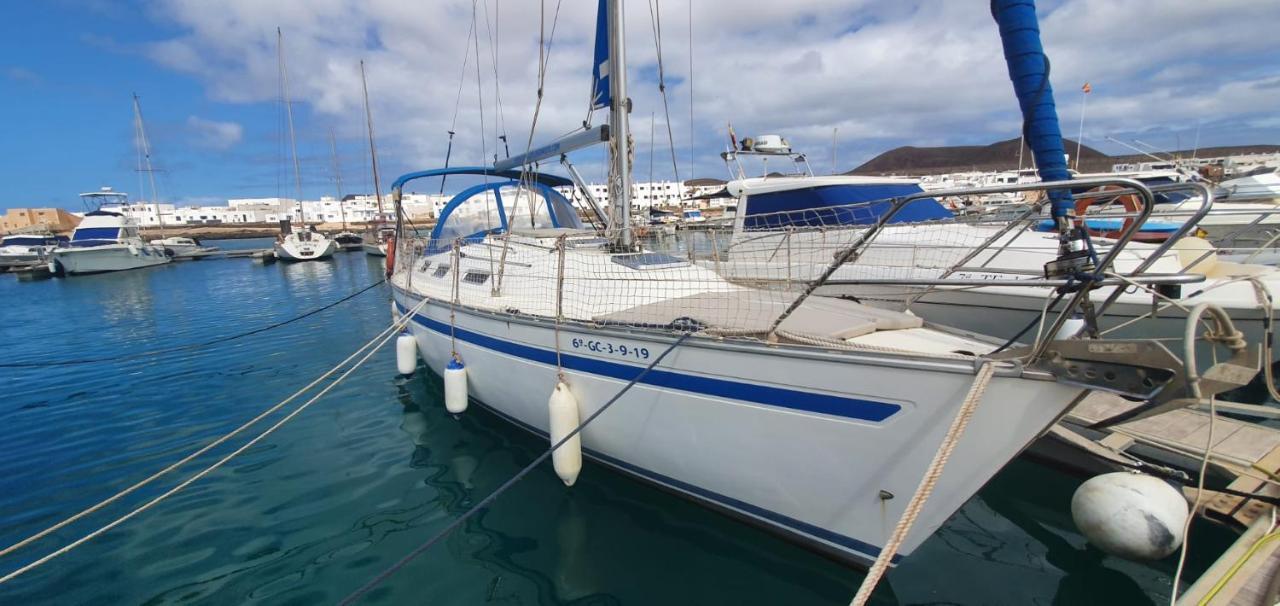 Magnifico Barco En La Graciosa Hotel กาเลตา เด เซโบ ภายนอก รูปภาพ