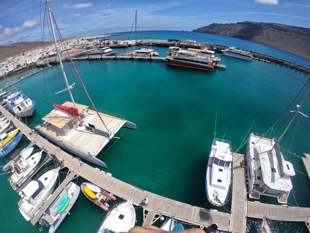Magnifico Barco En La Graciosa Hotel กาเลตา เด เซโบ ภายนอก รูปภาพ